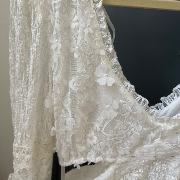 Avec Les Filles LACE CUT-OUT TIERED MINI DRESS - Picture 6 of 7